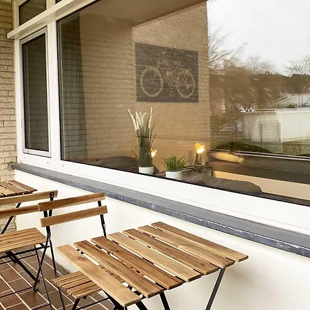 4 Flat With Balcony 公寓 莱茵